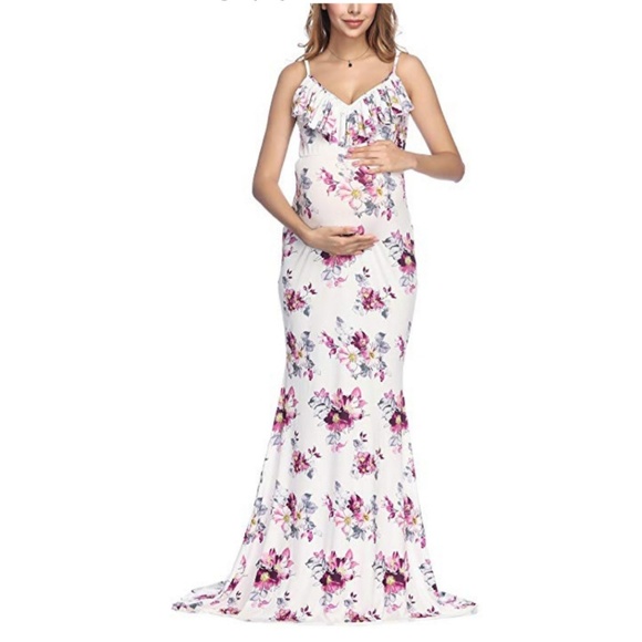 Floral Maternity Fitted Gown - Picture 1 of 4